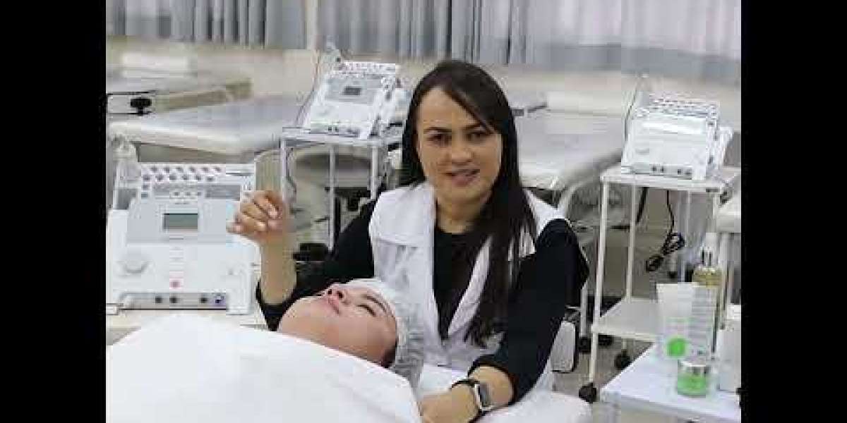 Chemical Peel Certification Online Course for Estheticians