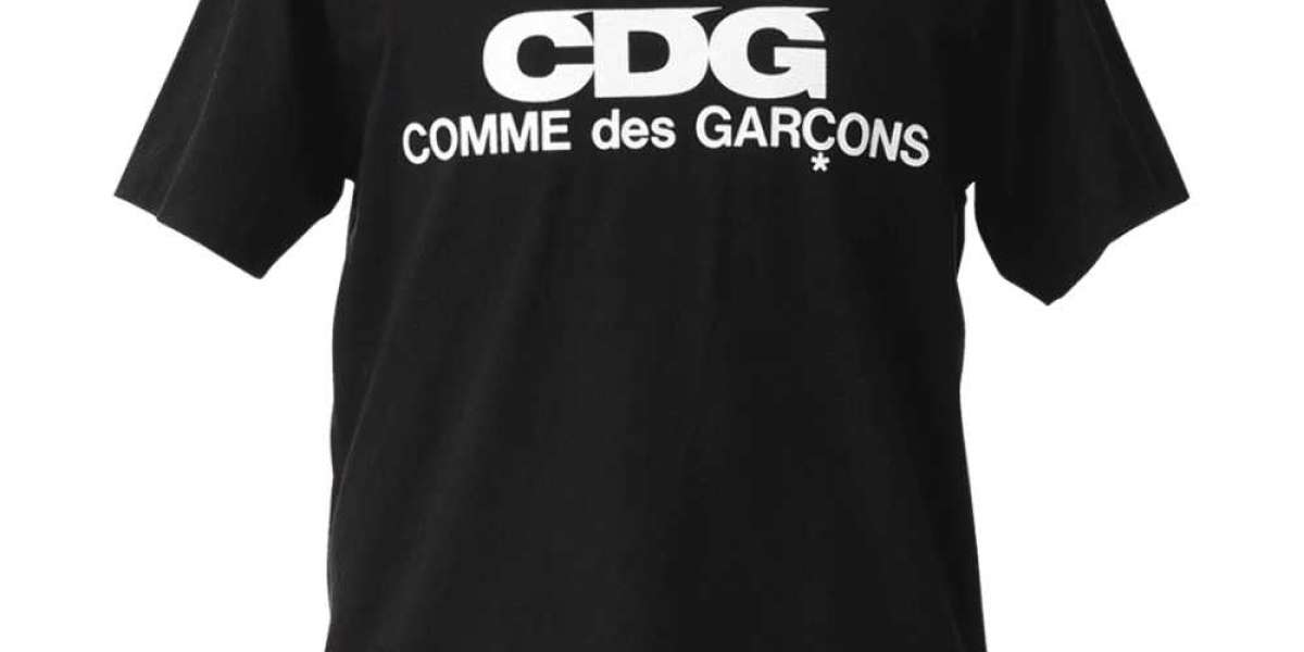 How Comme des Garçons Influenced Contemporary Fashion